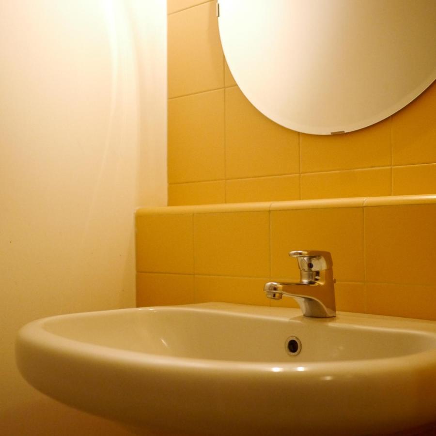 Locanda Al 5 Lainate Bagian luar foto